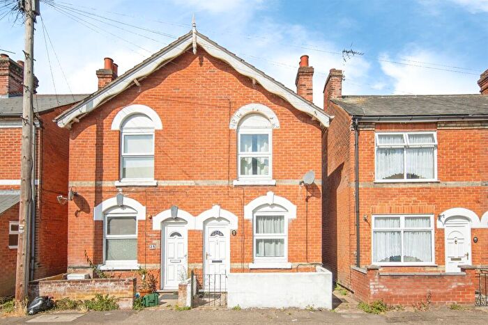 3 Bedroom Semi-Detached House For Sale In Victor Road, Colchester, CO1