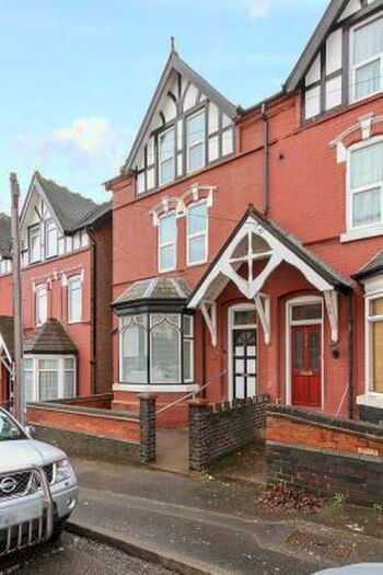 Semi-Detached House To Rent In Harrison Rd, B24