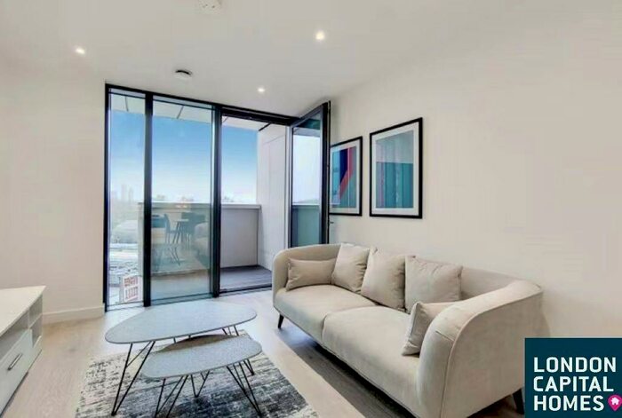 1 Bedroom Apartment To Rent In Carriage House, City North, Finsbury Park, London, N4