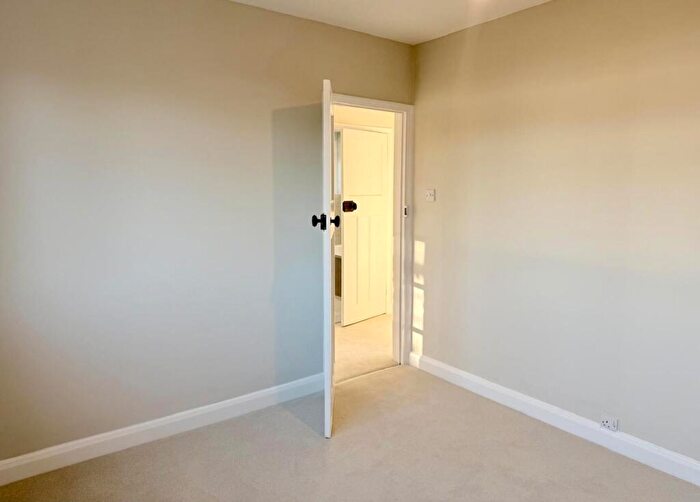 2 Bedroom Maisonette To Rent In Transmere Road, Petts Wood, Orpington, BR5