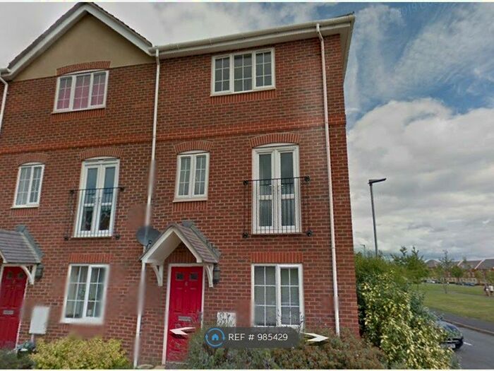 3 Bedroom End Of Terrace House To Rent In Oak Field Road, Hereford HR2