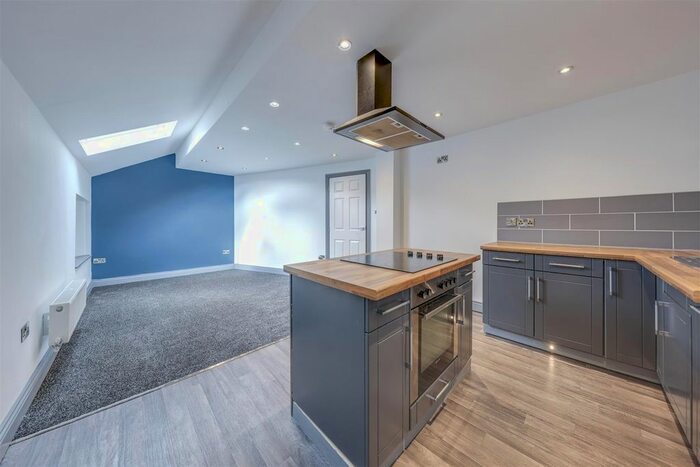 4 Bedroom Flat To Rent In Booth Street, Waterfoot, Rossendale, BB4