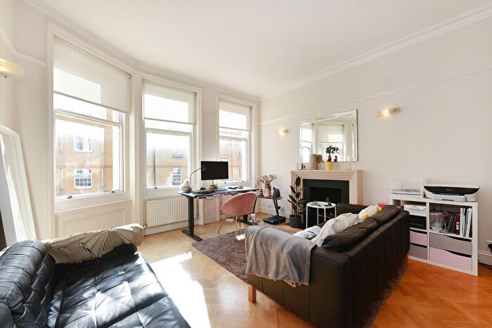 1 Bedroom Flat For Sale In Ridgmount Gardens, London, WC1E