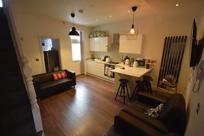 4 Bedroom House To Rent In Cranborne Road, Liverpool, L15