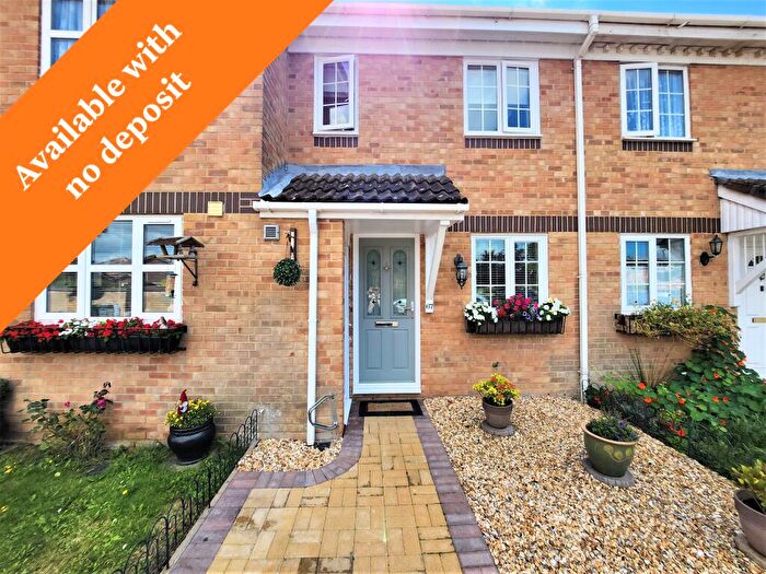 2 Bedroom Terraced House To Rent In Cowslip Close - Silver Sub, Gosport, Hampshire, PO13