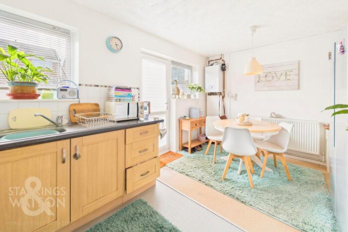 3 Bedroom End Of Terrace House For Sale In Berryfields, Brundall, Norwich, NR13