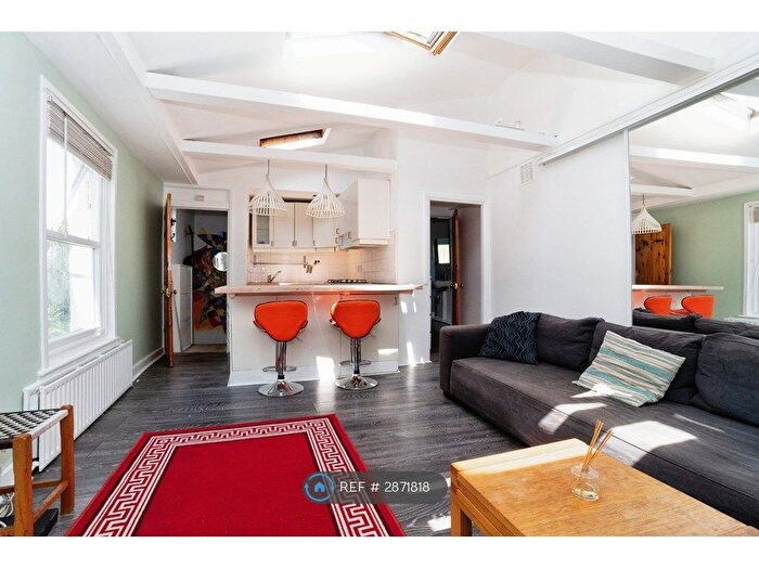 Studio To Rent In Denmark Road, London, SE5