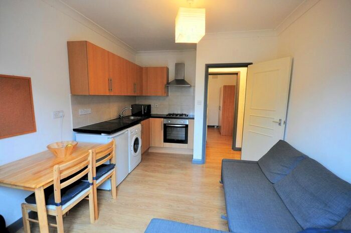 1 Bedroom Flat To Rent In Braybrook Street, London, W12