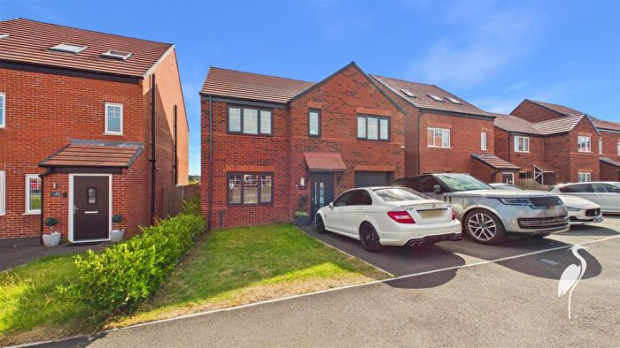 5 Bedroom Detached House For Sale In Laing Close, Castletown, Sunderland, SR5