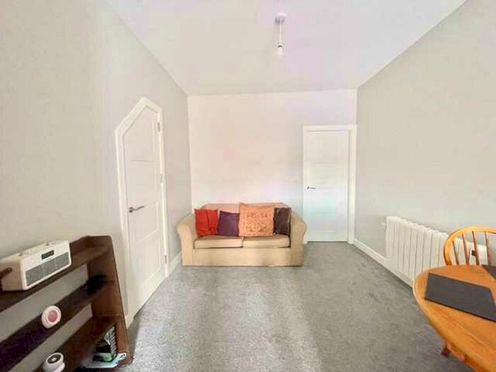 2 Bedroom Apartment To Rent In Kingsway, Kirkby In Ashfield, NG17