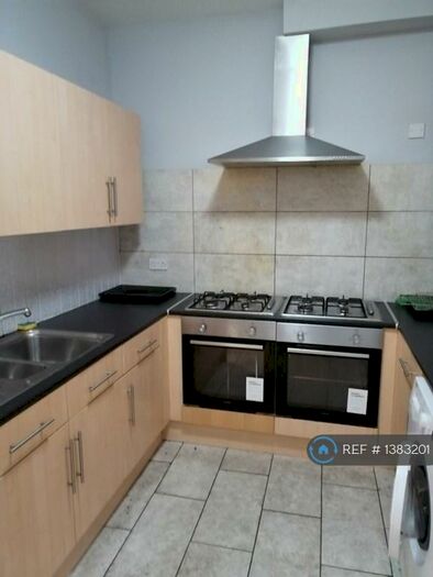 Studio To Rent In Bedford Street Roath, Cardiff, CF24