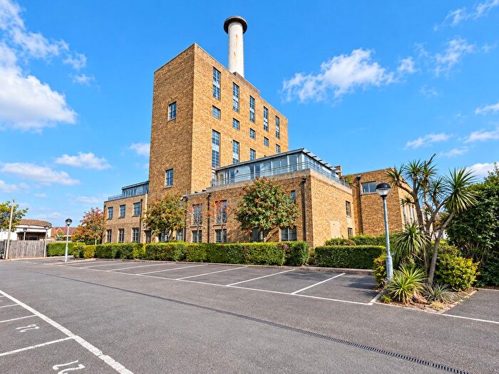 2 Bedroom Flat For Sale In Rochford Lofts, Pollards Close, Rochford, SS4
