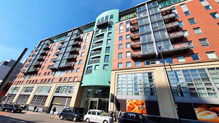 1 Bedroom Apartment To Rent In Building, Whitworth St, M1