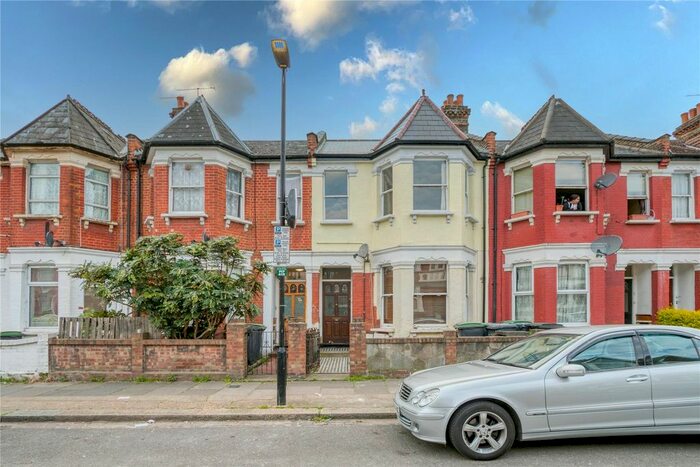 1 Bedroom Flat To Rent In Mount Pleasant Road, London, N17