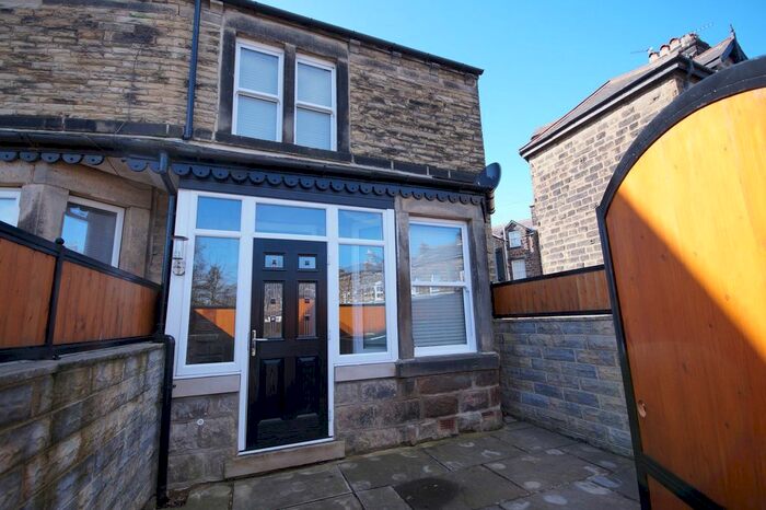 2 Bedroom Terraced House To Rent In Mayfield Grove, Harrogate, HG1