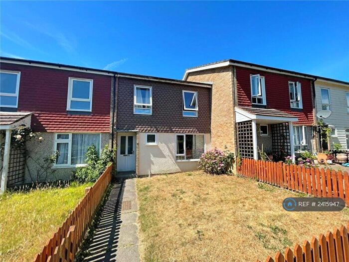 4 Bedroom Terraced House To Rent In The Chantrys, Farnham, GU9