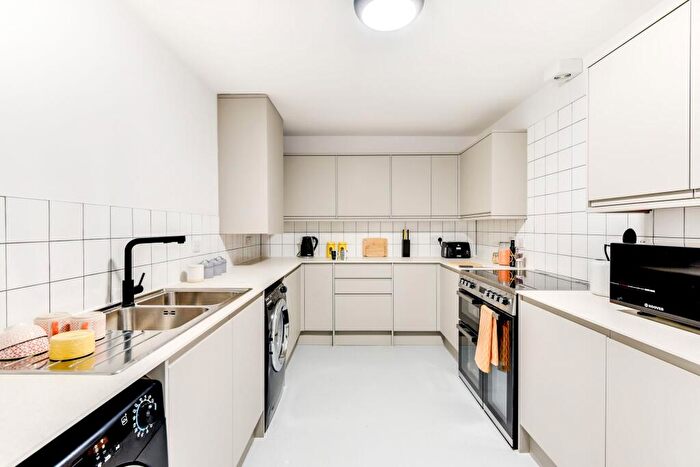 7 Bedroom House To Rent In Blakeney Road, Bristol, BS7