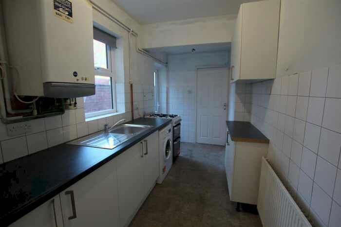 3 Bedroom Terraced House To Rent In Beatrice Road, Leicester, LE3