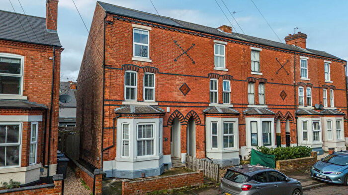 4 Bedroom End Of Terrace House For Sale In Charnwood Grove, West Bridgford, NG2