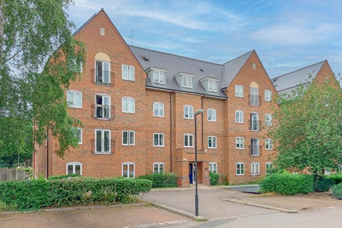 2 Bedroom Flat For Sale In Town Bridge Mill, Leighton Buzzard, LU7