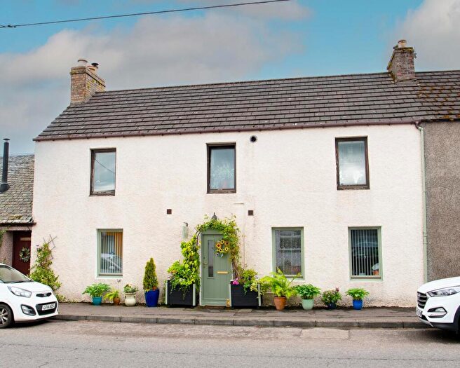 2 Bedroom Flat For Sale In Parfour, Main Road, Aberuthven, PH3