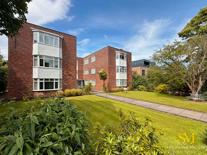 2 Bedroom Apartment For Sale In Hesketh Lodge, Brows Lane, Formby, L37