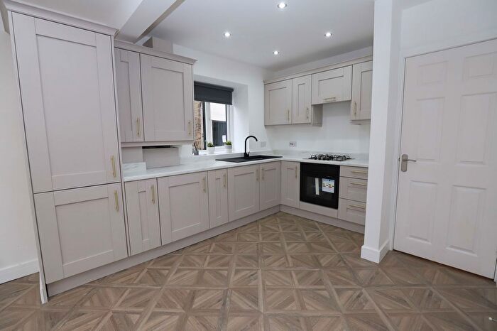 2 Bedroom Flat To Rent In Central Street, Ramsbottom, Bury, Greater Manchester, BL0