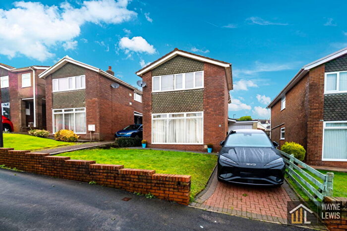 3 Bedroom Detached House For Sale In Forest Hill, Pontllanfraith, Blackwood, NP12