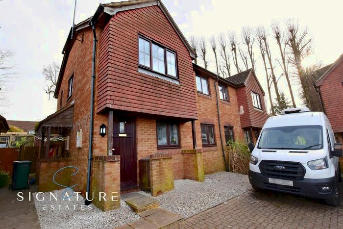 1 Bedroom Maisonette To Rent In Tylersfield, Abbots Langley, WD5