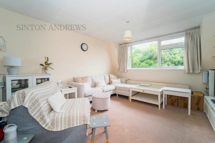 1 Bedroom Flat To Rent In Westways, Hamilton Road, Ealing, W5