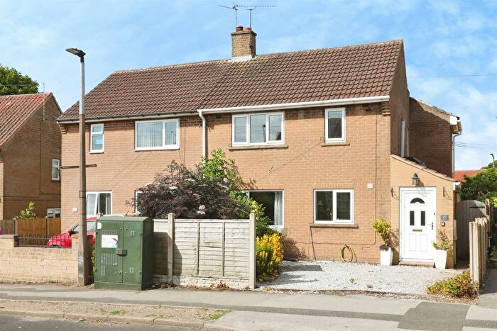 3 Bedroom Semi-Detached House For Sale In Mulberry Road, North Anston, Sheffield, S25