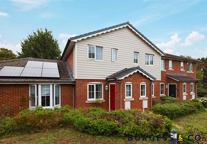 2 Bedroom Terraced House For Sale In Clarence Gardens, Bexhill-On-Sea, TN40