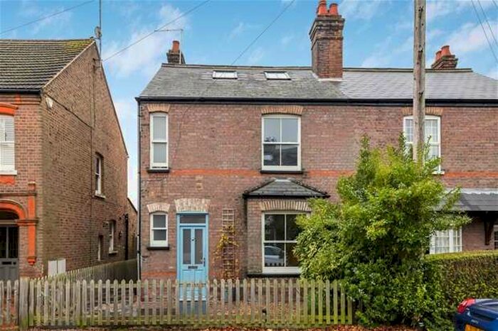 4 Bedroom House To Rent In Cowper Road, Harpenden, AL5