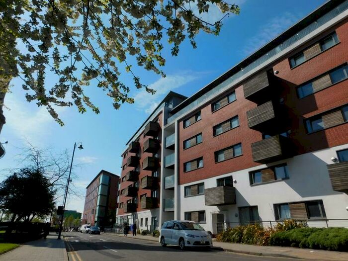 2 Bedroom Apartment To Rent In Skyline Apartments, Granville Street, B1