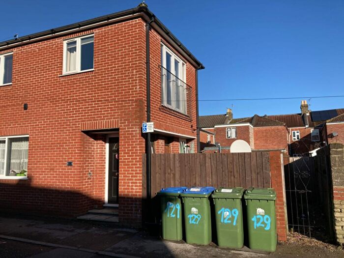 2 Bedroom Flat To Rent In Lyon Street, St Marys, Southampton, SO14