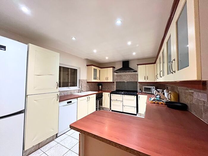 4 Bedroom Property To Rent In Bond Street, Leigh, WN7