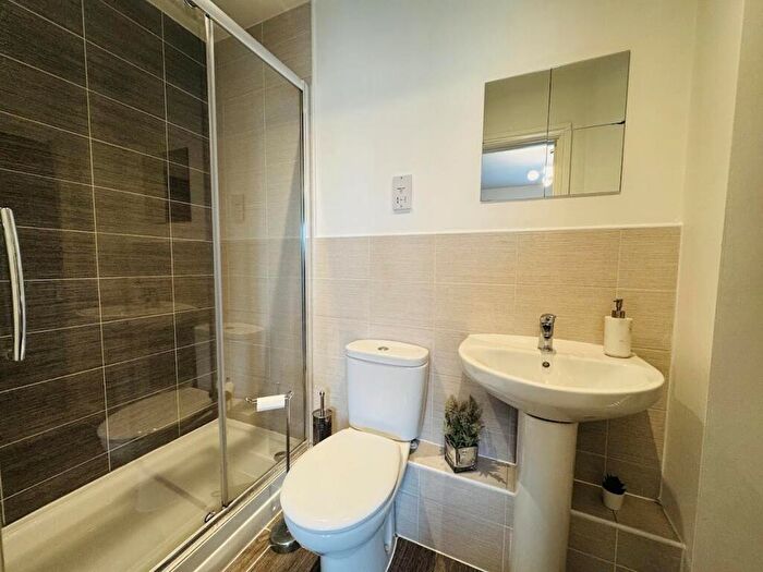 2 Bedroom Apartment To Rent In Lodge Lane, Derby, DE1