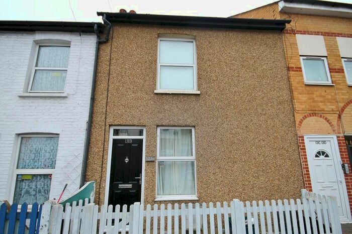 1 Bedroom Terraced House To Rent In Clifton Road, South Norwood, London, SE25