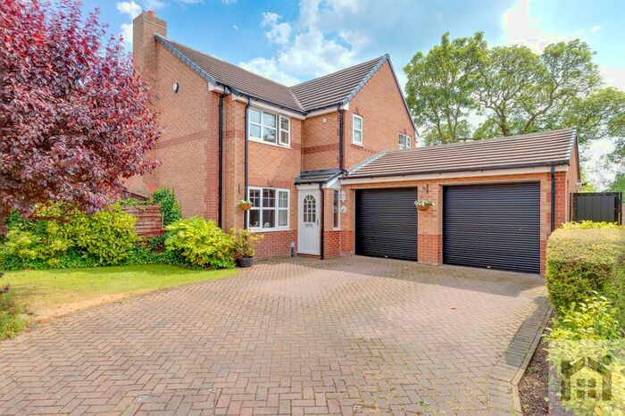 4 Bedroom Detached House For Sale In Reeveswood, Eccleston, PR7