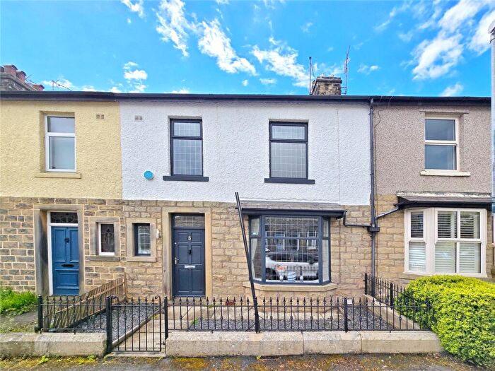 4 Bedroom Terraced House For Sale In Whitecroft Avenue, Haslingden, Rossendale, BB4