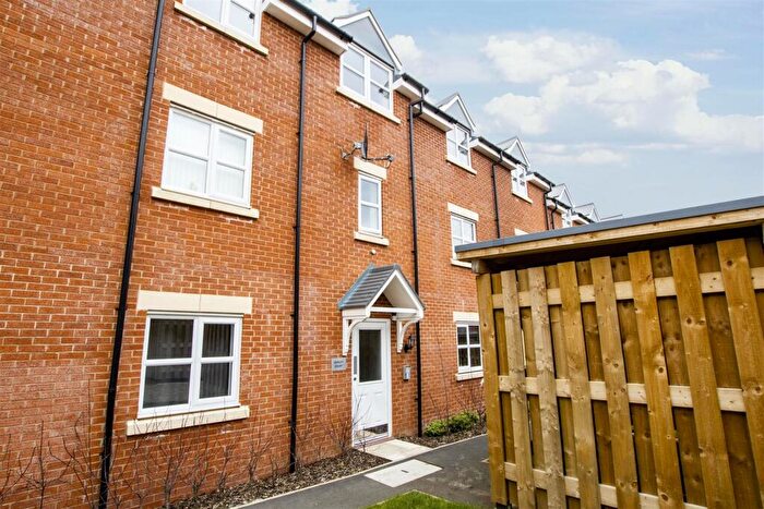 2 Bedroom Apartment To Rent In Escelie Way, Birmingham, West Midlands, B29