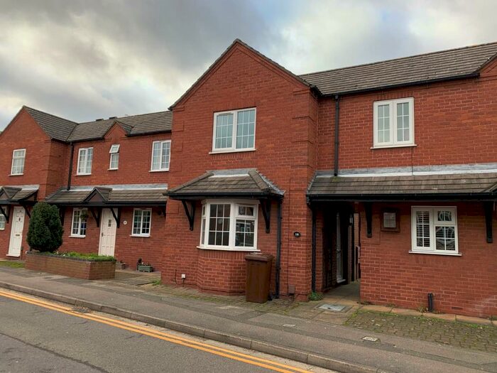 2 Bedroom Town House To Rent In Roman Wharf, Lincoln, LN1