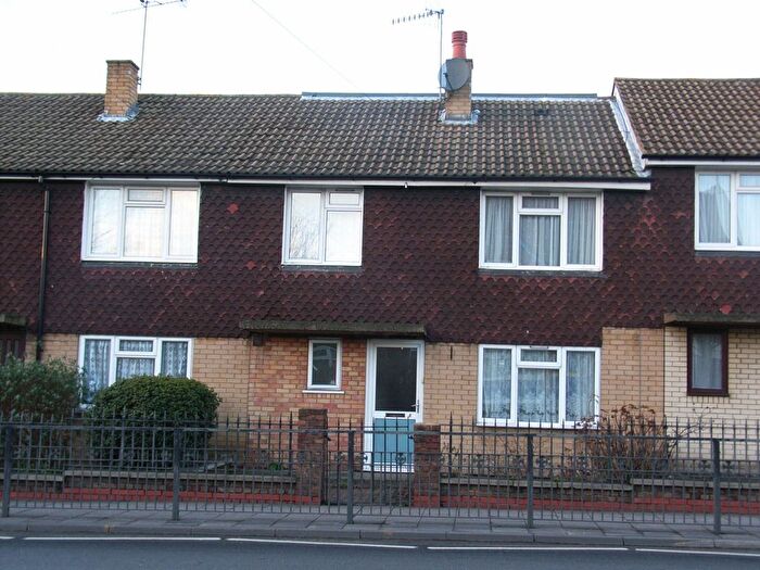 5 Bedroom Terraced House To Rent In Military Road, Canterbury, CT1