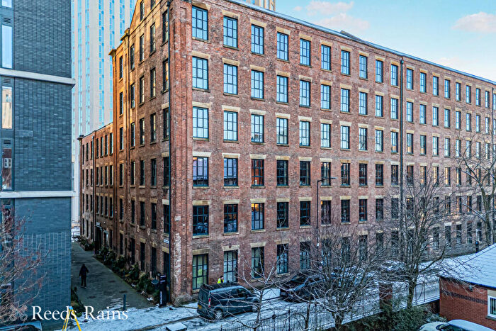 2 Bedroom Apartment For Sale In Chapeltown Street, Manchester, M1