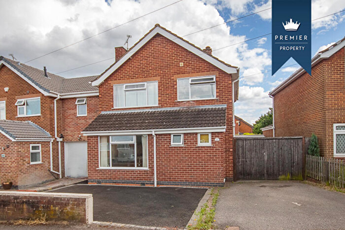 3 Bedroom Detached House For Sale In Field Rise, Littleover, DE23