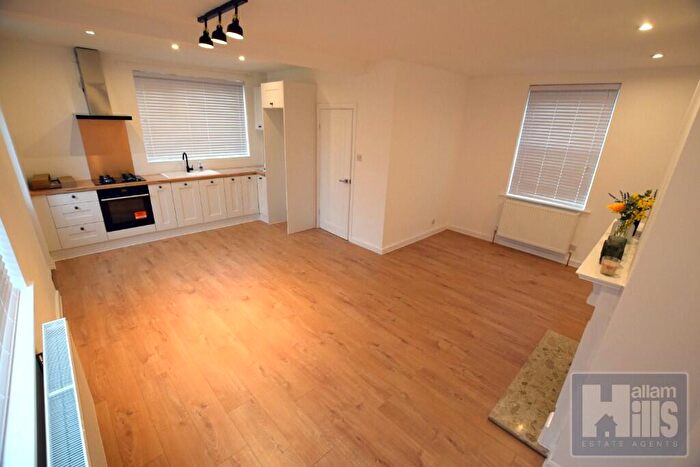 3 Bedroom Semi-Detached House To Rent In Wybourn House Road, Sheffield, S2