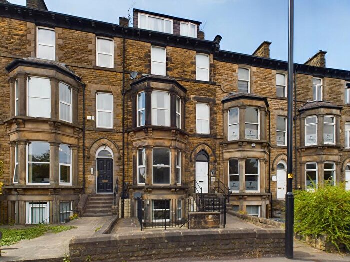 1 Bedroom Flat To Rent In East Parade, Harrogate, HG1