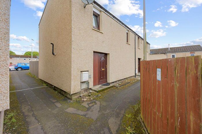 2 Bedroom End Of Terrace House For Sale In Simpson Walk, Dunfermline, KY11