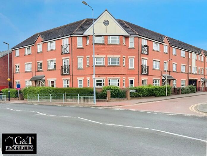 2 Bedroom Apartment For Sale In , Hingley Court, Hill Passage, Cradley Heath, B64