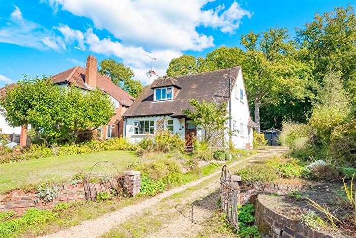 3 Bedroom Property To Rent In Pierrefondes Avenue, Farnborough, GU14